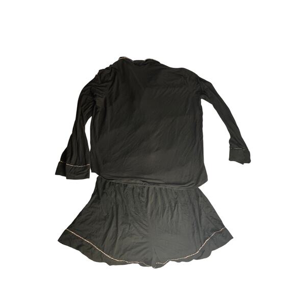 Victoria’s Secret Heavenly Black Pajama Set Leopard Trim Button Top Shorts S - Picture 8 of 8